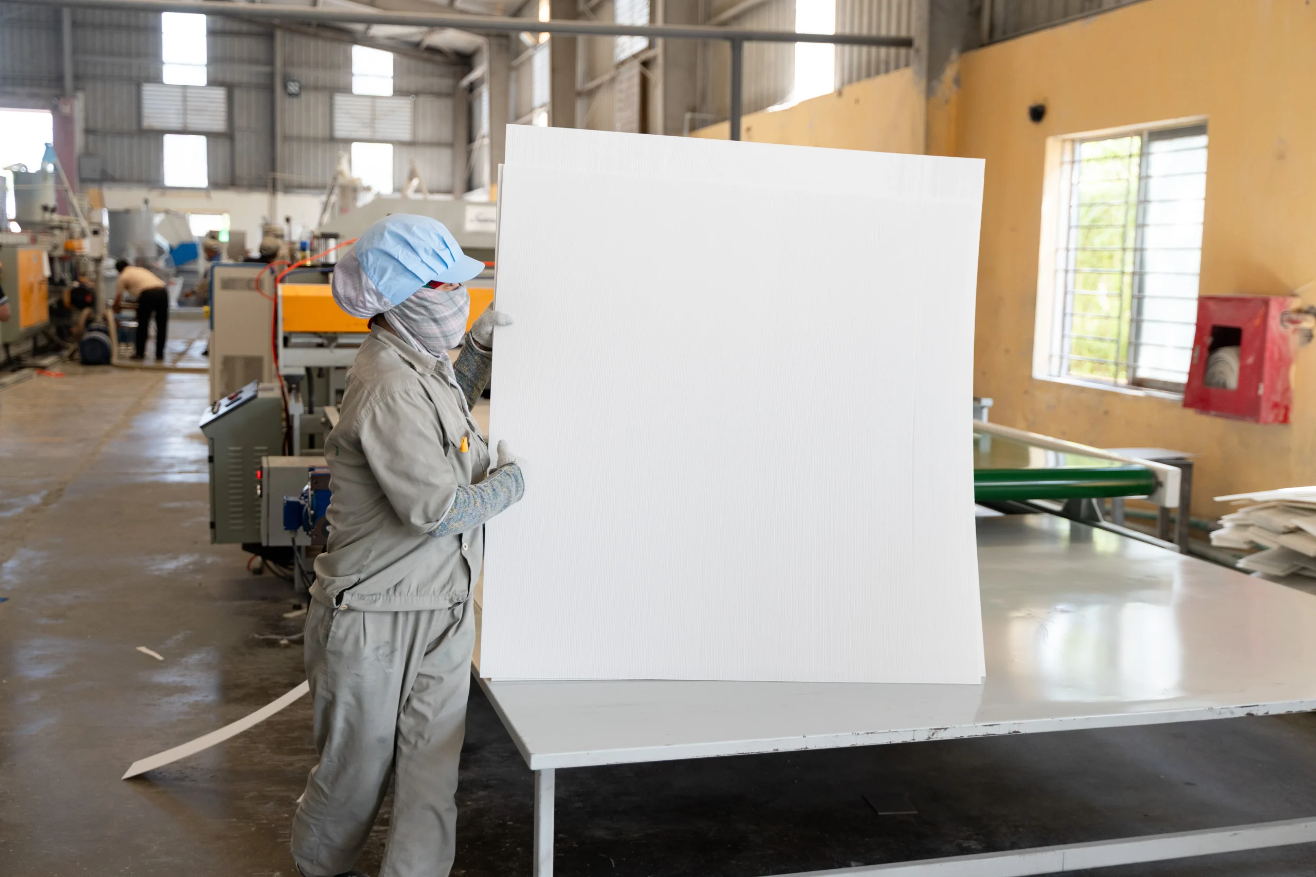 Tấm carton đá 2
